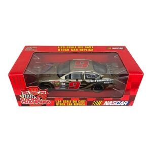 Jerry Nadeau‎ Goldberg WCW 1999 Racing Champions Red Box #9 1:24